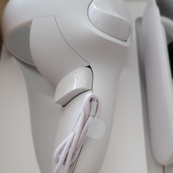 SOLD....Oculus - Picture 4 of 4